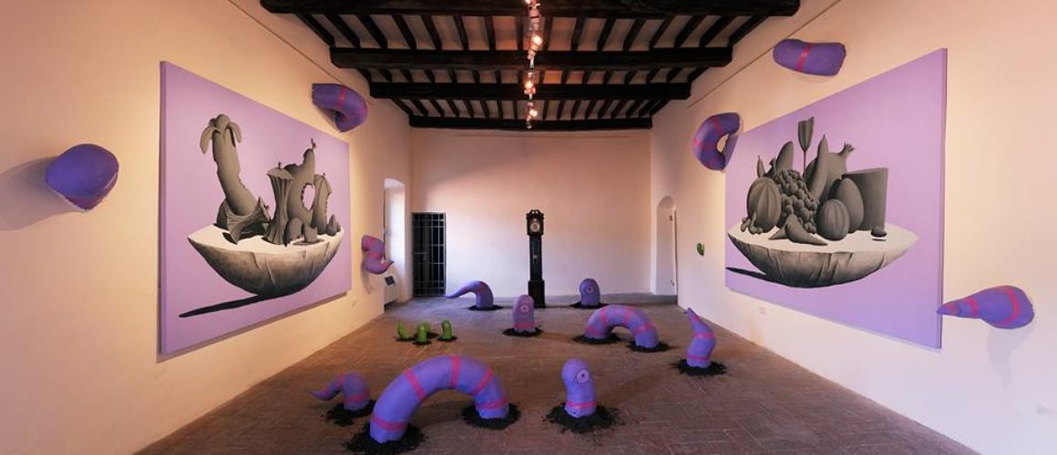 Sala del Castello di Arcidosso Installazione per Alterazioni Festival n.2 tele 200x290 e sculture in Polistirolo e acrilico 2014
